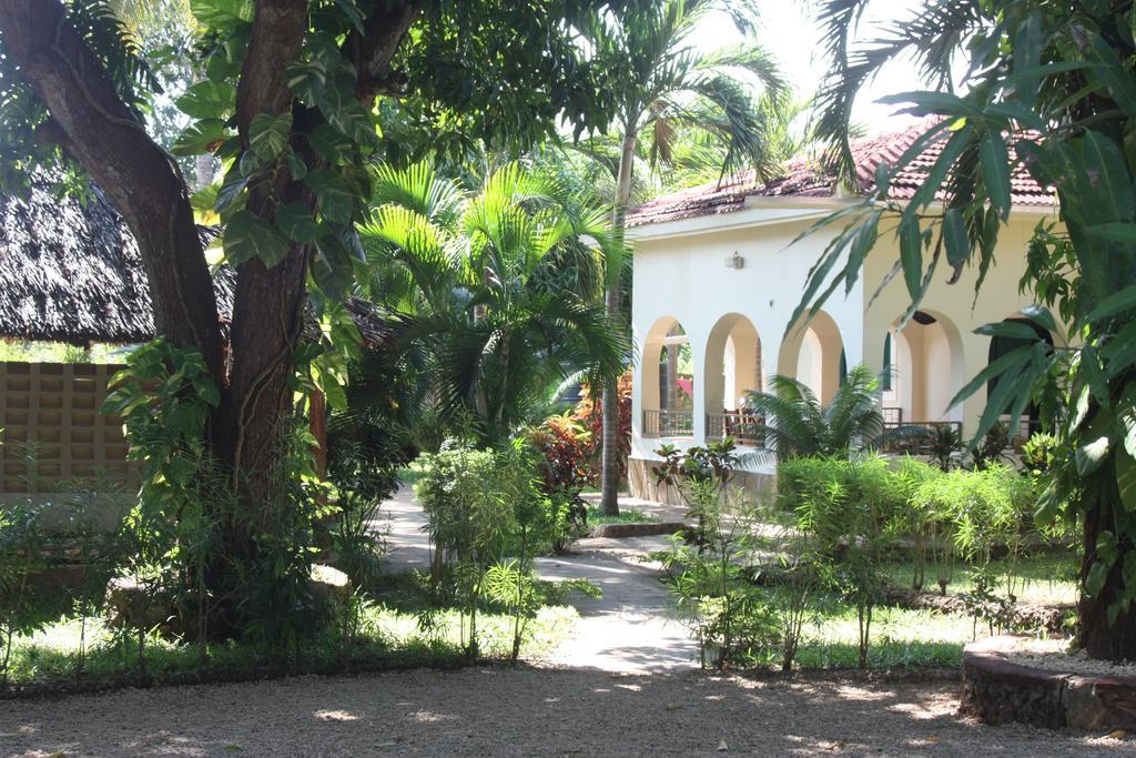 Jamboland-Diani Villa Diani Beach Exteriör bild